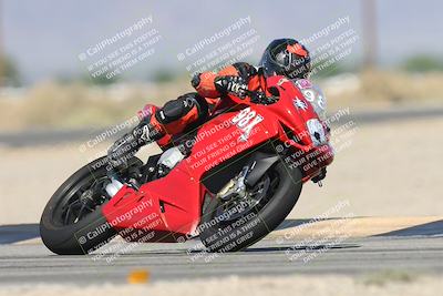 media/Oct-13-2025-Moto Forza (Mon) [[a66d839500]]/3-B Group/Session 3 (Turn 16)/